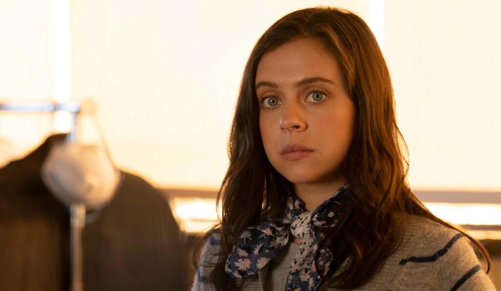 Bel Powley stars as Birdy in Dolly Alderton's Everything I Know About Love, BBC One (Photo: The Morning Show/Apple)