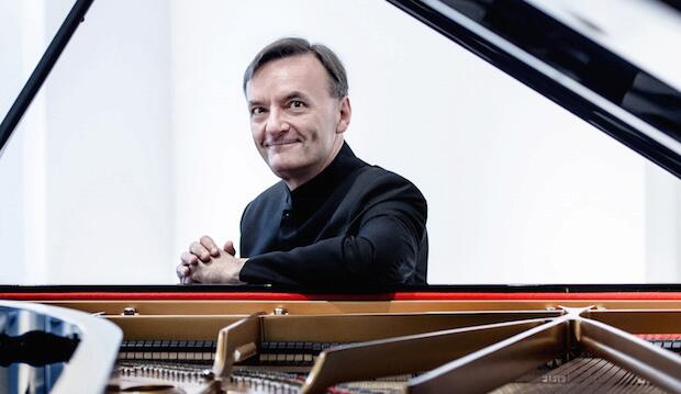 Stephen Hough plays Chopin and Schumann