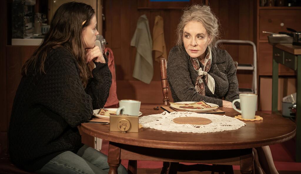’night, Mother, Hampstead Theatre. Photo: Stockard Channing and Rebecca Night. Credit: Marc Brenner