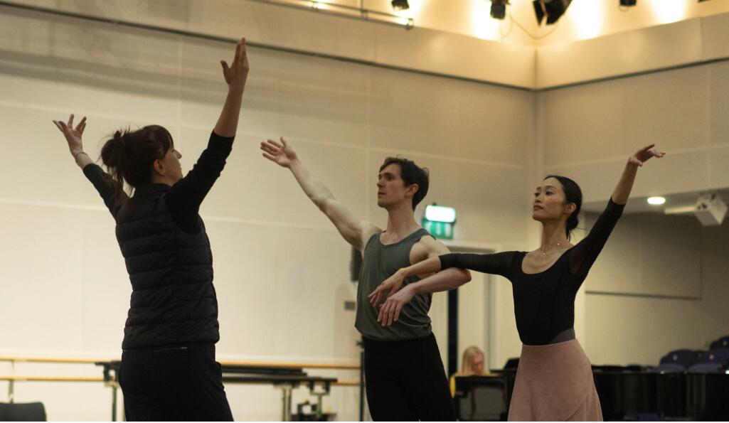 Jessica Lang in rehearsal for Twinkle with William Bracewell and Fumi Kaneko. Photo: Andrej Uspenski