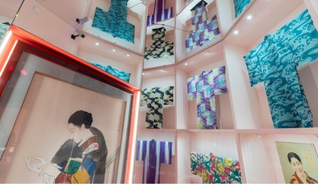 Exhibition Review- Kimono: Kyoto to Catwalk at the Victoria and Albert  Museum from 29 February to 21 June 2020 « London Visitors